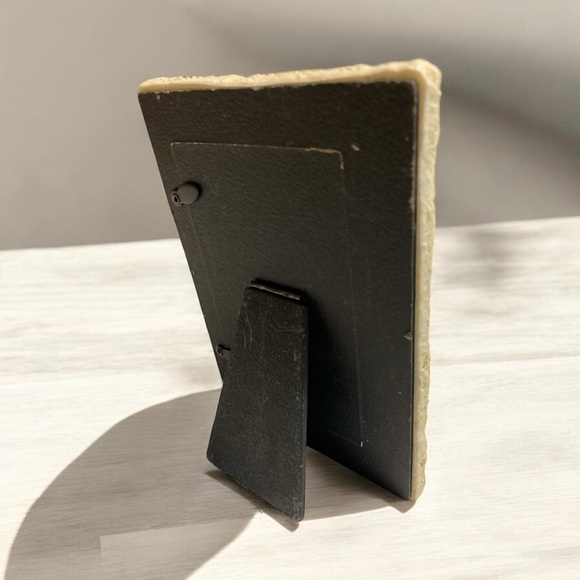 New Home Target 3x5 Picture Frame Beach Sea shells stands on Dest table top - Picture 3 of 6